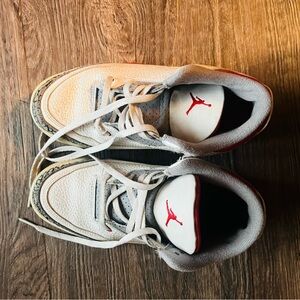 Jordan Retro 3 Men's White and Cardinal Red Sneakers 3Y